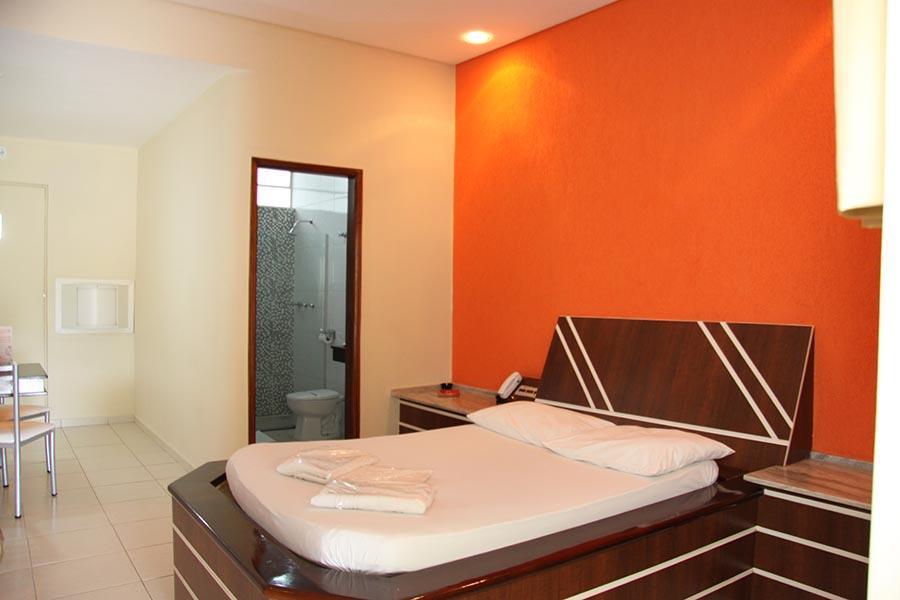 Motel Passport Guaratinguetá Esterno foto